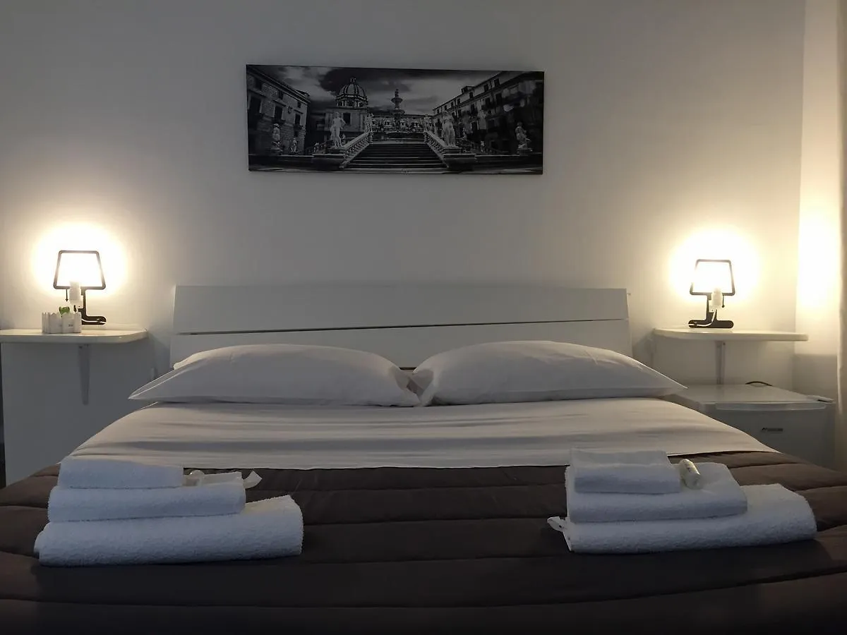 Amuni - Palermo Bed & Breakfast 0*,  Italy